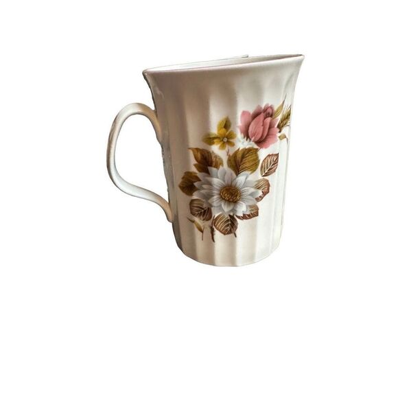 Queensway Mug Ribbed Pink Trim Flowers Fine Bone China England replacement cup - Picture 1 of 8